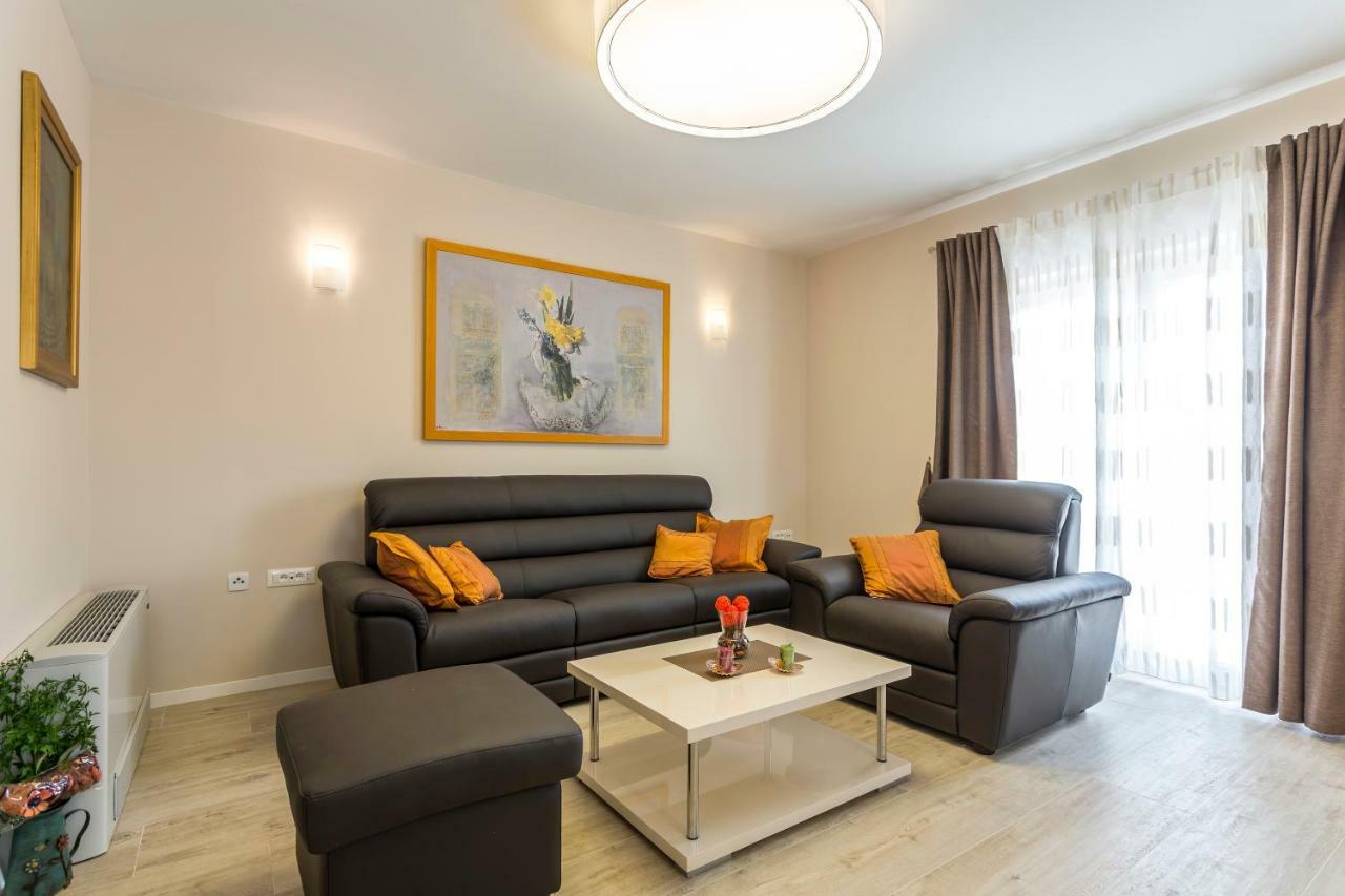 Villa Flores Rogoznica  Εξωτερικό φωτογραφία
