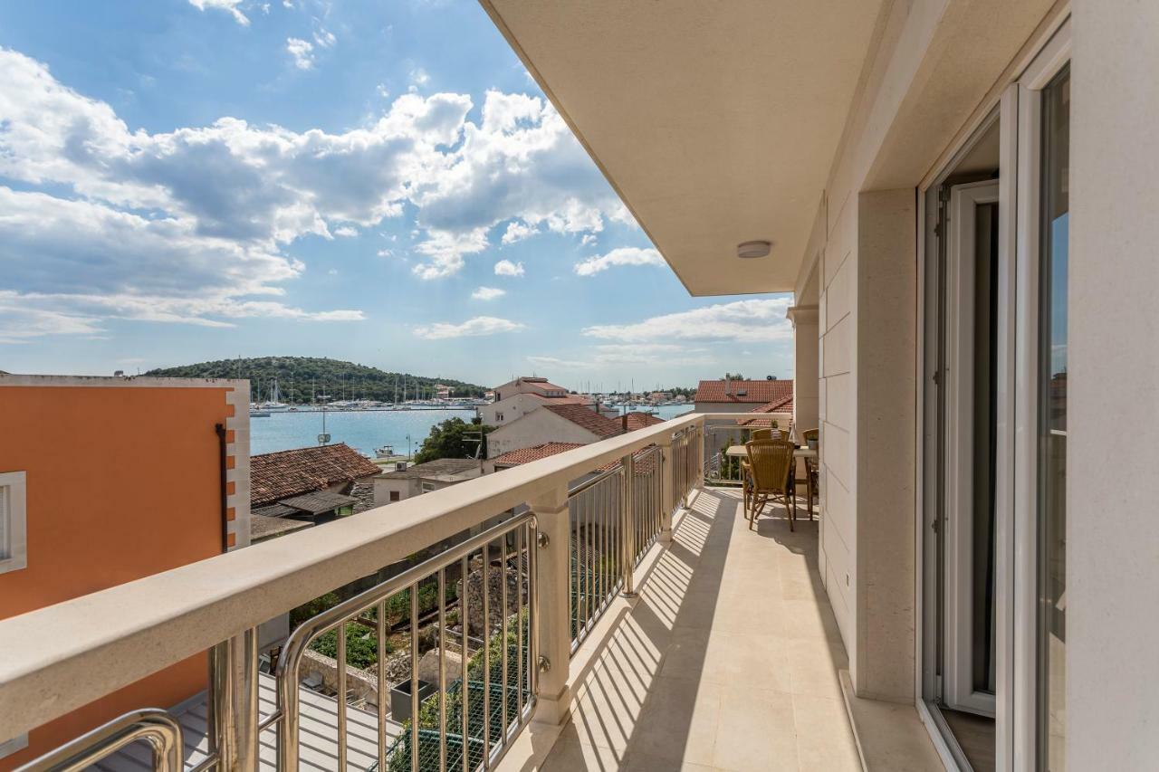 Villa Flores Rogoznica  Εξωτερικό φωτογραφία