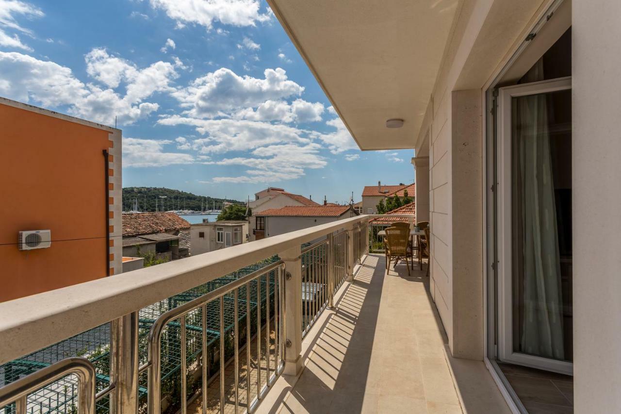 Villa Flores Rogoznica  Εξωτερικό φωτογραφία