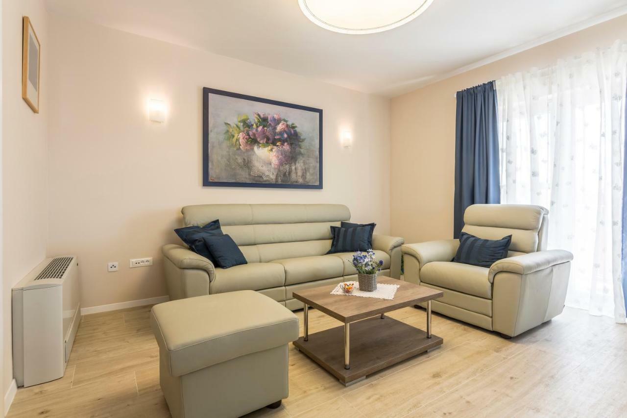 Villa Flores Rogoznica  Εξωτερικό φωτογραφία
