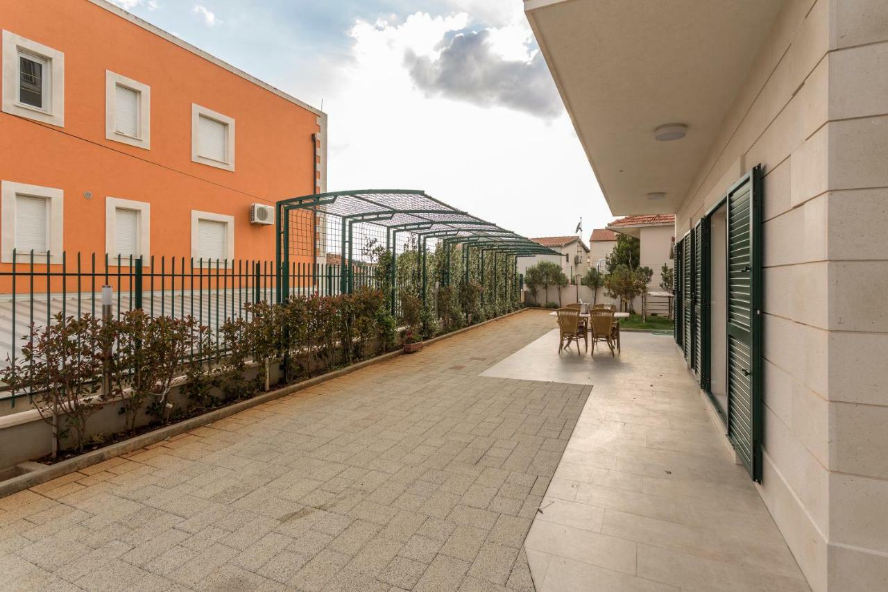 Villa Flores Rogoznica  Εξωτερικό φωτογραφία